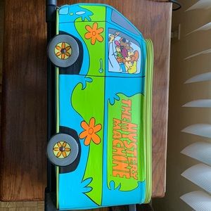 Child’s 1999 Scooby-Doo Mystery Machine Rolling Suitcase